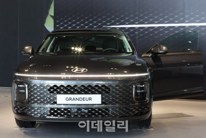 작년에 못산 車, 올해 사볼까?…할부 경쟁 치열