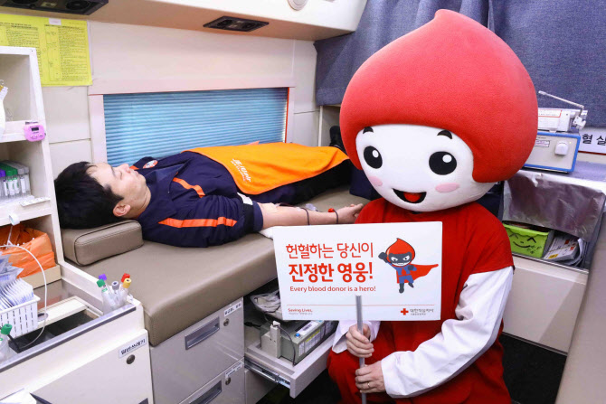 제주항공, 7년째 임직원 헌혈 캠페인