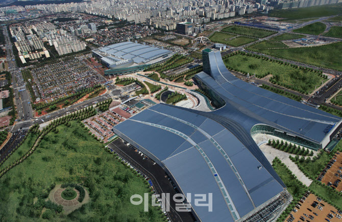 킨텍스 3전시장 건립 위해 주차장 폐쇄…업계 행사운영 부담 커져 [MICE]