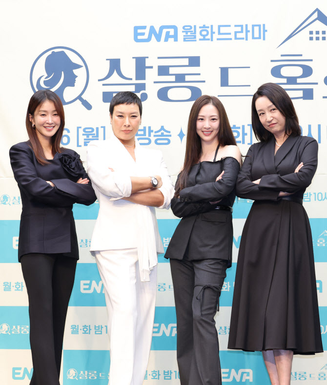 신병 민진기 감독 첫 워맨스 도전…시즌제 자신 있어 (살롱 드 홈즈)