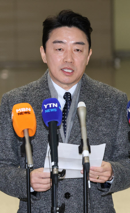 강훈식 