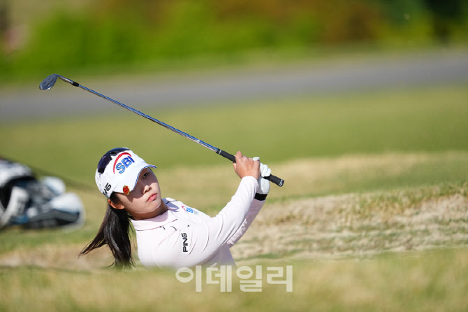 [포토]김지윤,홀 앞에 멈춰라