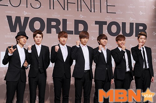 [MBN포토] 인피니트, `첫번째 월드투어 기대해주세요!`
