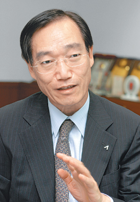 금호렌터카 이삼섭 사장 “中 이어 베트남에도 진출…”
