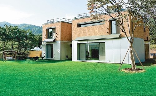 마당, 우리가족의 첫 놀이터
