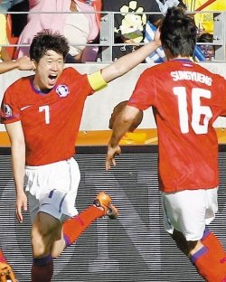 [신나는 공부] 그리스전 7분만에 황금골 → “하면 된다”