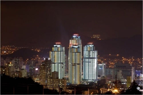 포스코건설 부산 서면 더샵 센트럴스타 30일 본격 입주 ‘부산 서면도심에 본격 시티라이프 시대가 열린다’