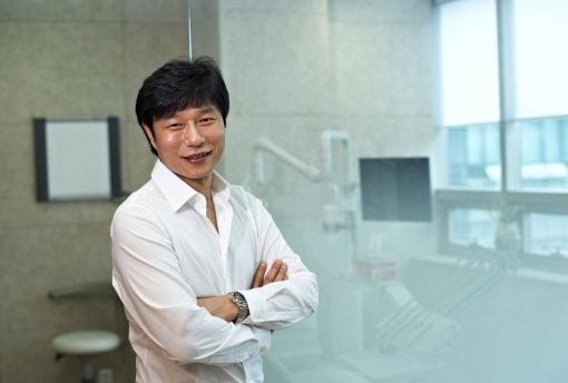 치아관리로 인상이 바뀐다? 돌출입, 앞니치료 고민해결 위해서는… ‘홍지호치과의원’