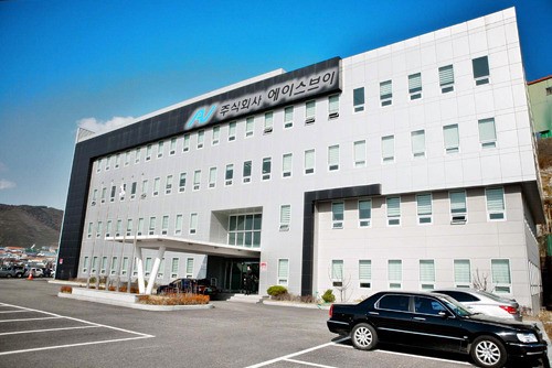 [CEO&]에이스브이, 품질·근성은 늘 통했다… 강소기업, 불황에도 웃다