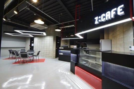 게임을 사랑하는 청춘들은 홍대 Z:PC로 모여라!