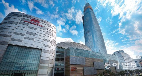 [프리미엄 뷰]30만 명의 환호… ‘롯데월드몰·타워’, 복합문화공간으로 뜬다
