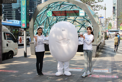 도브, 직장인 여성 대상 ‘아침엔 뷰티바’ 대규모 샘플링 이벤트