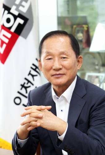 [특성화전문대학 육성사업 우수대학]글로벌 명품 직업교육으로 인천지역 서비스산업 선도