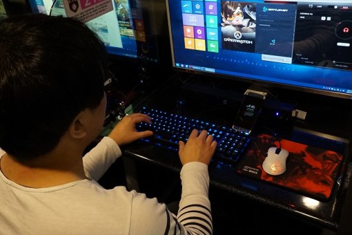 PC방 찾는 게이머들이 먼저 앉는 자리엔 이유가 있다