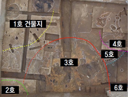 김해 봉황동 유적서 가야시대 건물터 발견
