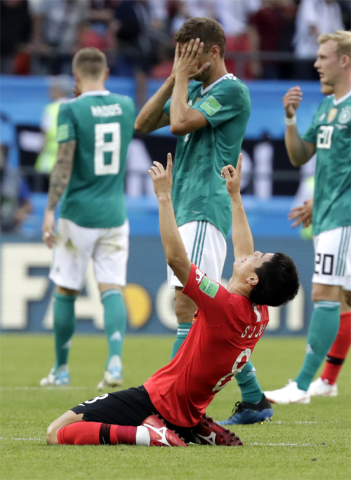 獨탈락에 신난 英언론 “F조 순위표 오려두고 우울할때 보세요”
