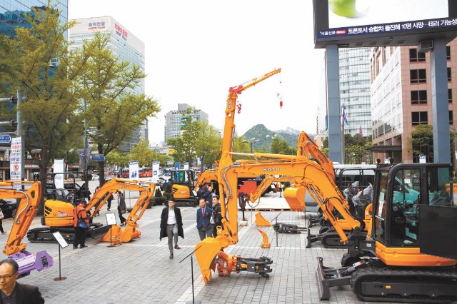 총면적 1만5000m² 시설 운영… 55년 종합건설기계 정비 한우물