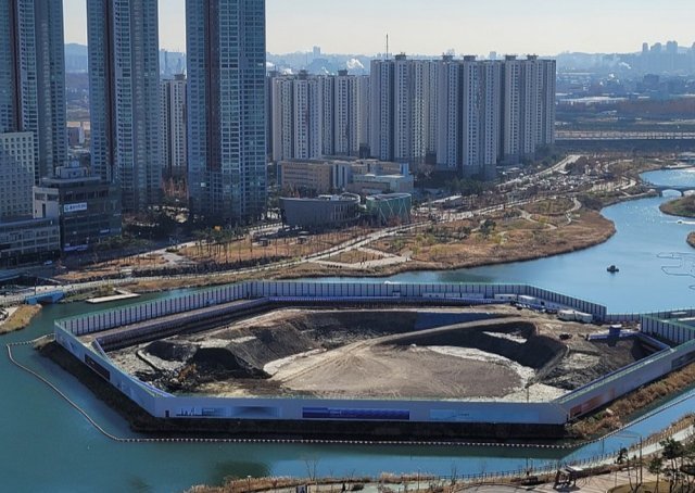 청라 랜드마크 ‘청라시티타워’ 2023년 준공 불투명
