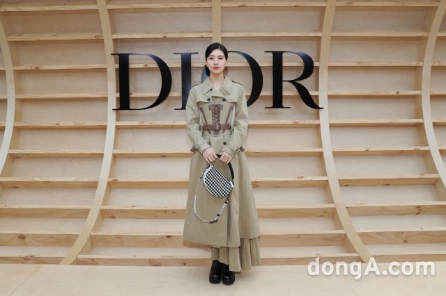 한국에서 열린 ‘디올 패션쇼’… ‘CEO부터 지수·김연아·수지까지’ 셀럽 총출동