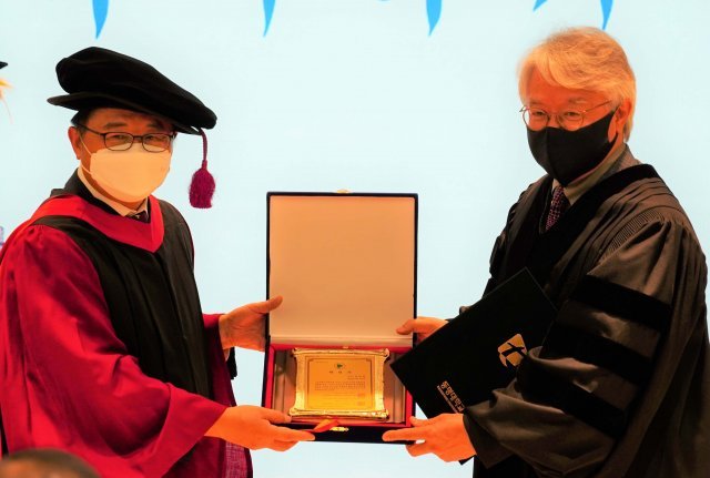 동명대, 김일출 세계태권도연맹 특위위원장에 명예박사 수여