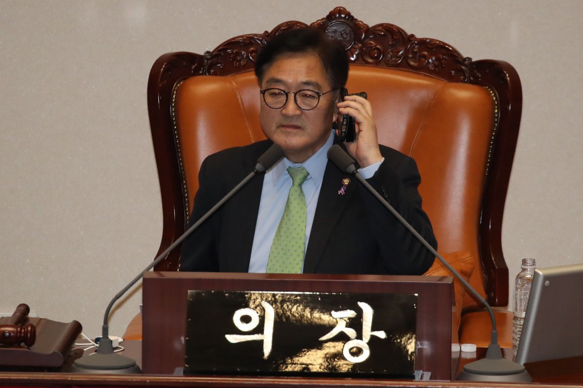 국회 과반 151명 확보… 국회의장 본회의 개의