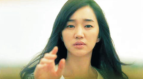 <스타 앤 조이>수애 “‘위험한 사랑’ 그래도 해야죠”