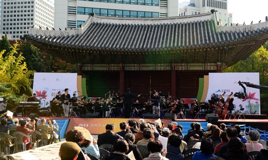 “문화유산 지키자”… 고궁서 국악·클래식 한무대