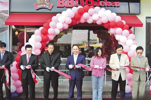 [파이팅 글로리아] 토종브랜드로 미국서 도전장 낸 제너시스 BBQ