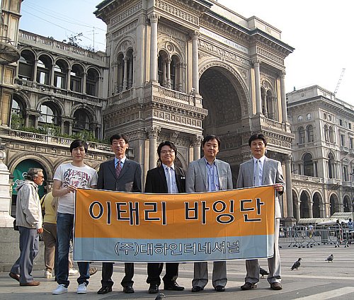 명품 수입업자들, ‘짝퉁’이 제일 무서워