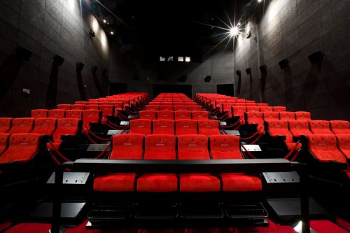 오감체험상영관 CGV 4D 플렉스, 영등포·강변·용산서 동시 오픈