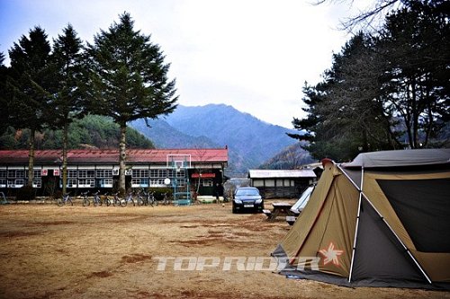 [슬로캠핑] 하늘아래 첫 동네, 걷고 싶은 길을 끌어안고...