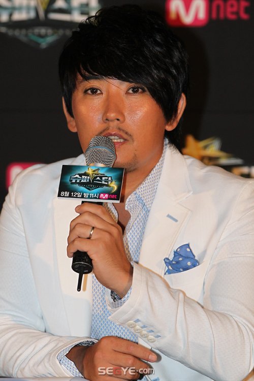 [포토] 이승철 시즌2 보다 멋진 후배 가수들 기대된다!