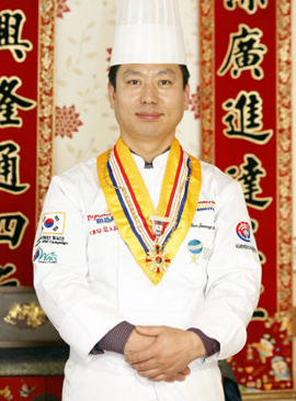 좌절 모르던 ‘철가방’은 조리명장에