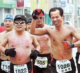 최문순 지사, 양양공항 ‘마라톤 홍보’