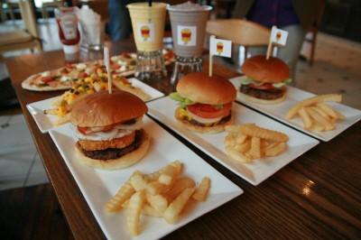 가로수길 맛집 ‘벅키버거’, 오리지널 뉴욕버거 맛 살려