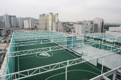 용산 아이파크몰 풋살경기장 2면 추가 오픈
