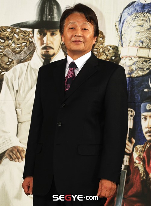[포토] 서인석, 위풍당당
