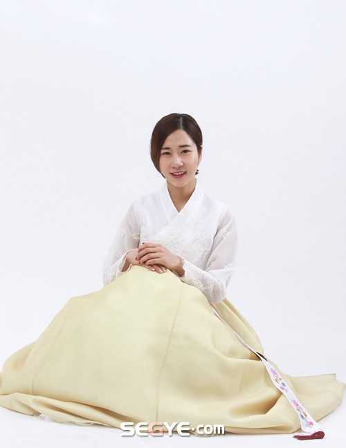 배우 김서휘, 정성 가득 담긴 새해 인사드립니다