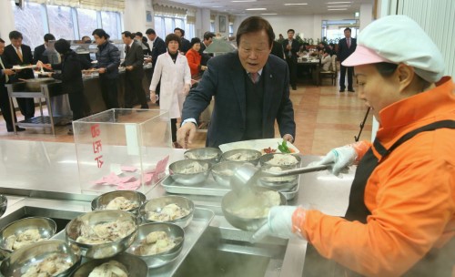 성무용 천안시장 닭 오리 안심하고 드세요