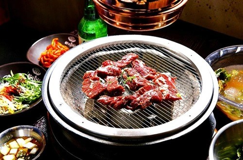 요즘 뜨는 프랜차이즈 고기집, 창업시장에서 주목하는 이유는?