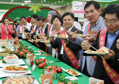농협, 350개 하나로마트에서 토마토 할인판매 실시