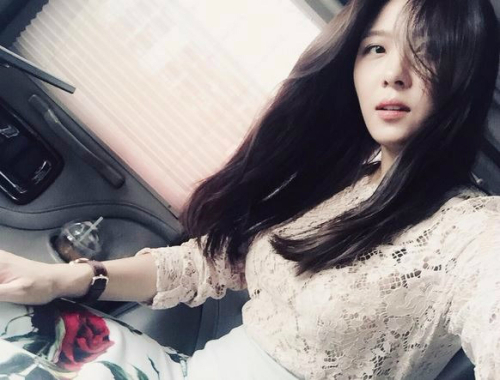 하지원, 일상 공개…“지금 이 순간~^^하나 촬영중”