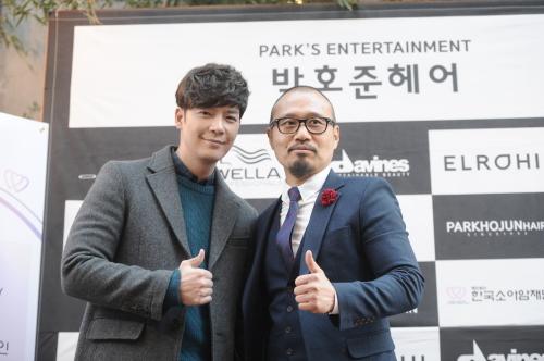[포토]강은탁 박호준 헤어 신사옥 오픈 및 팍스엔터 출범 화이팅!