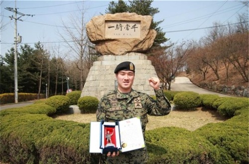 ‘태양의 후예’ 진구 역 동명이인 특전사 서대영 상사 화제