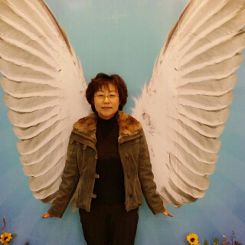 고생하는 동료 교사들에게 힘과 용기를 줬으면 해요