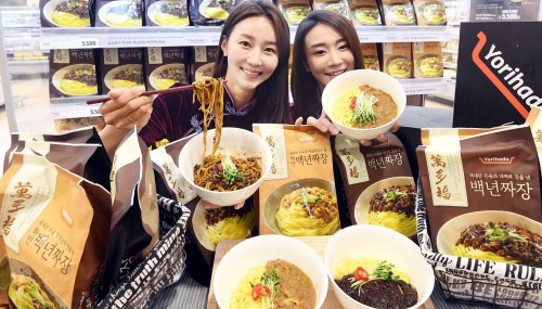 [포토] 차이나타운의 맛집 만다복 백년짜장과 하얀백년짜장 출시