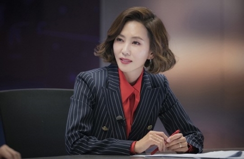 미스티 김남주, 신뢰도 1위 고품격 앵커로 완벽 변신