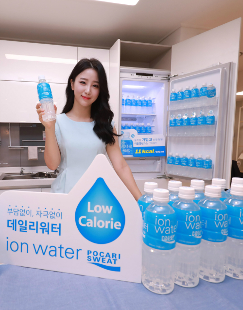 동아오츠카, 물처럼 가볍게 마시는 포카리스웨트 이온워터 본격 출격