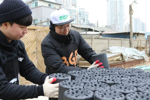 BGF, 설 앞두고 ♥의 연탄 나눔…지역사회와 따스한 情 나눠