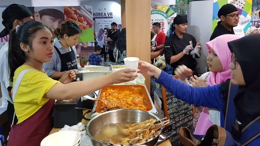 더 맵게 해주세요…글로벌 입맛 사로잡은 K푸드 [S 스토리]